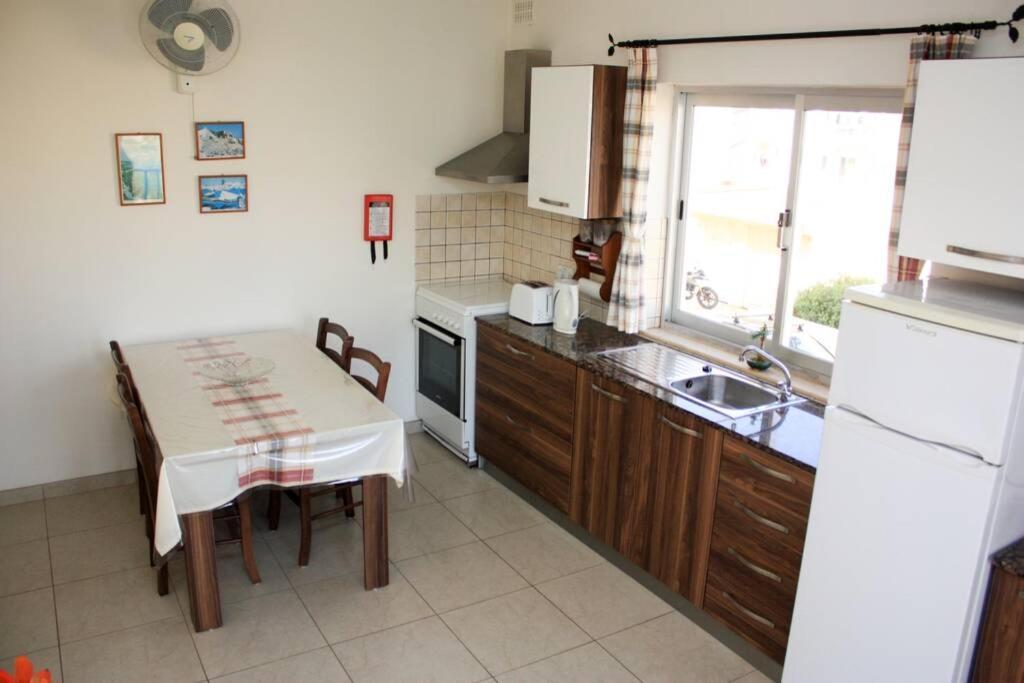 Fiesta Apartment Seaview Mellieha Exterior foto